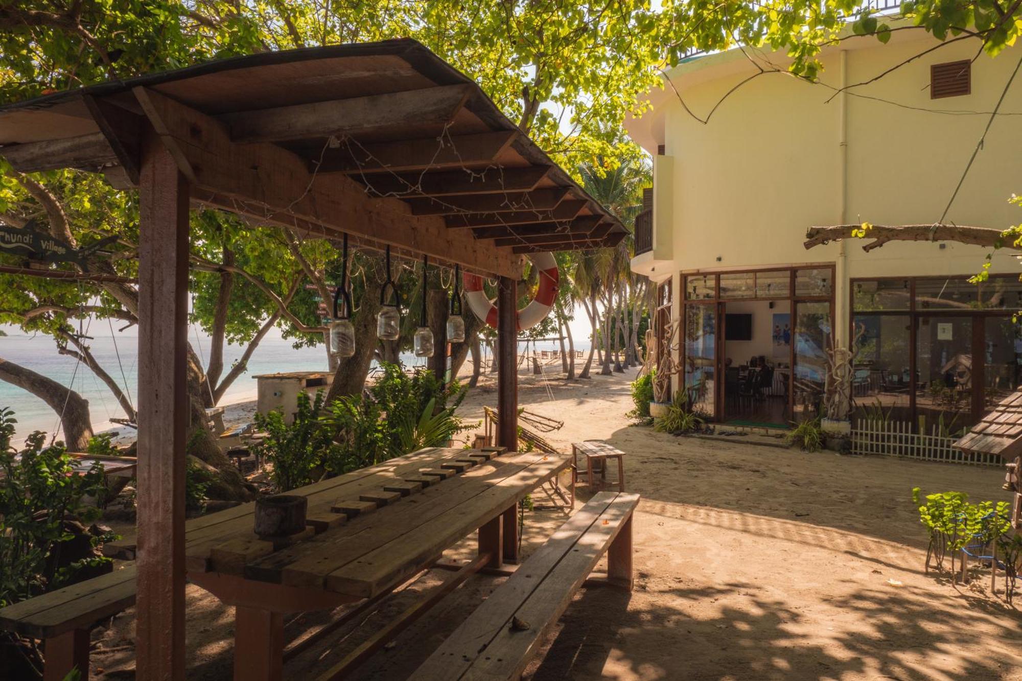 Thundi Village & Spa Maalhos  Exterior photo