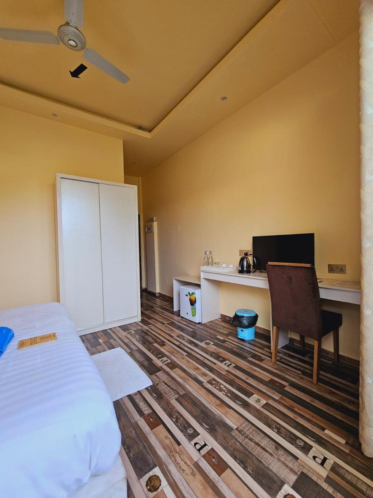 Thundi Village & Spa Maalhos  Exterior photo